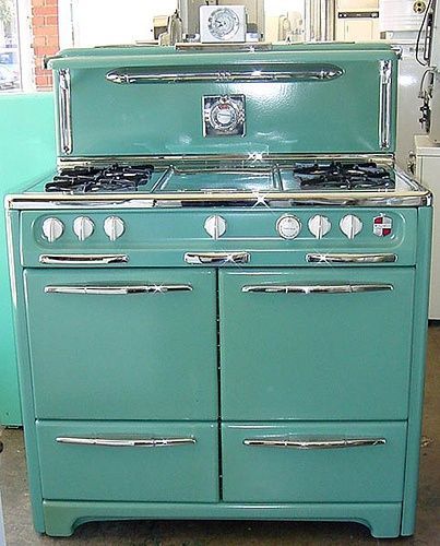 39 Inch 1950s Turquoise Stove